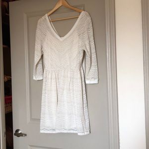 White 3/4 sleeve dress